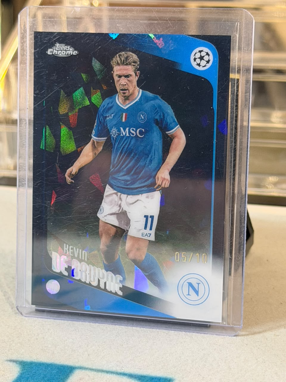 Kevin De Bruyne Napoli 2025-26 Topps Chrome UEFA Champions League Crystal Shard Refractor 05/10 card front