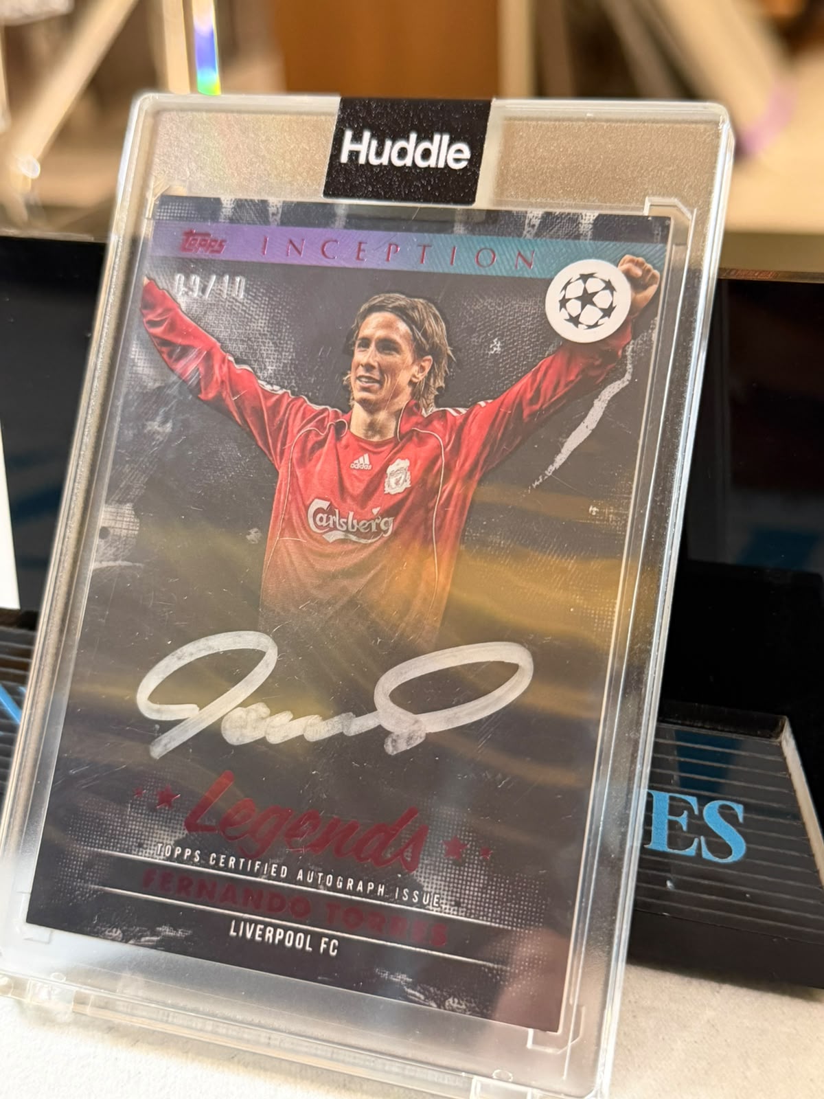 Fernando Torres 09/10 Legends Silver Signings Autograph (SSAL-FT) – 2024/25 Topps Inception UEFA Club Competitions, front