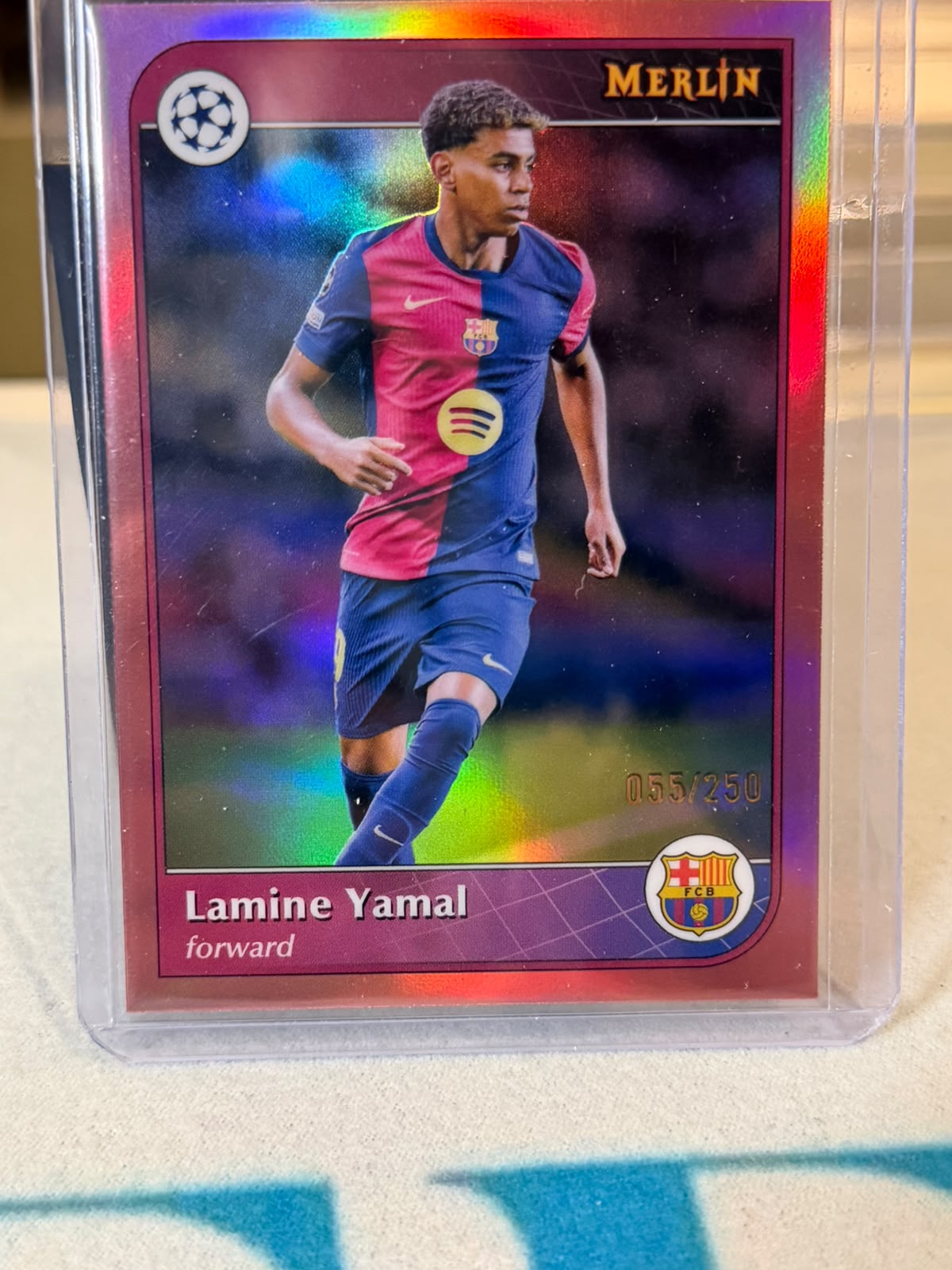 Lamine Yamal 055/250 Base card #19, magenta/crimson foil parallel – Topps Merlin Collections UEFA Club Competitions 2024/25 –
