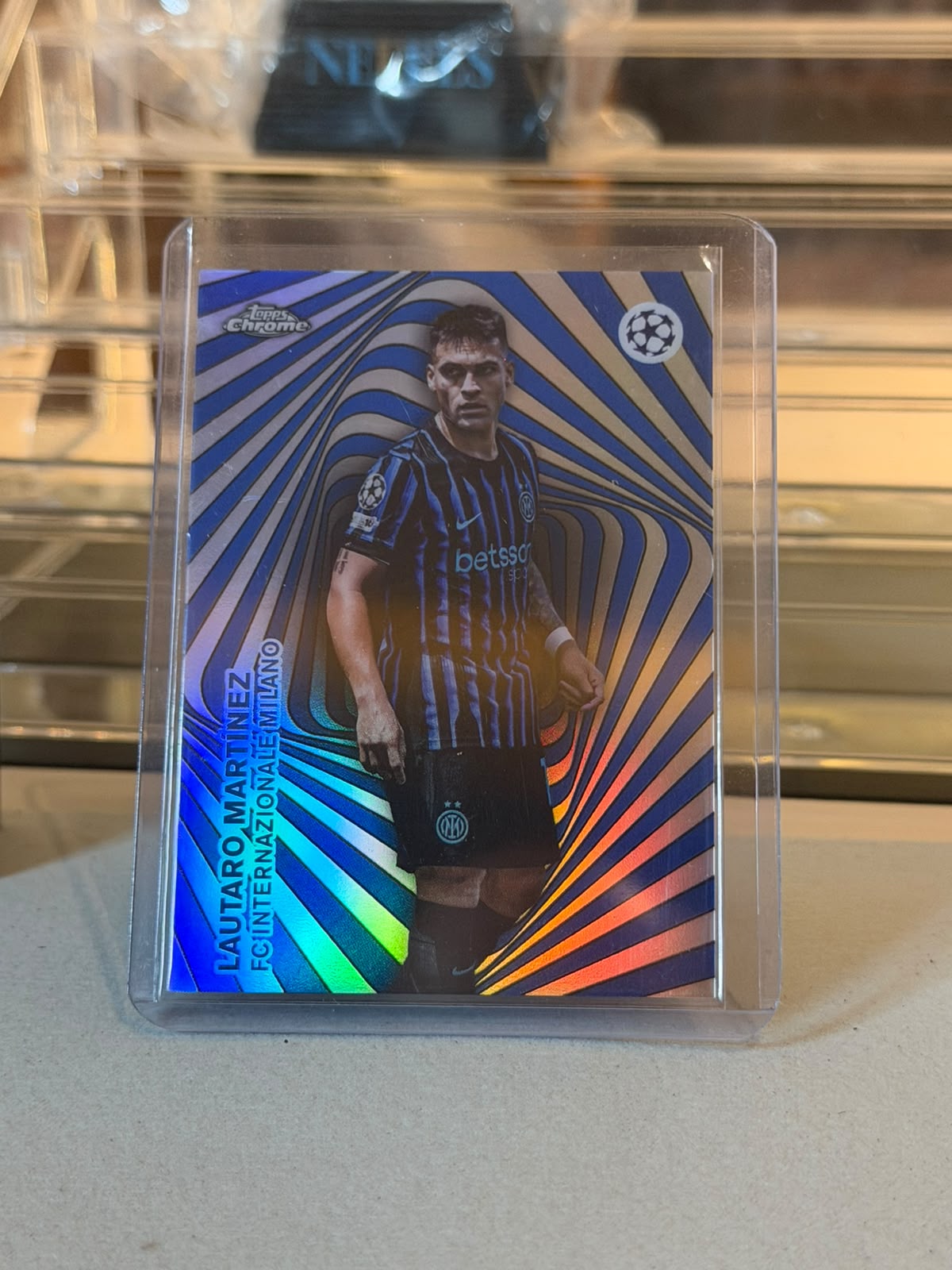 Lautaro Martinez - Inter Milan - 2026 Topps Chrome UCL Mindgame optic refractor MG-12 (front)