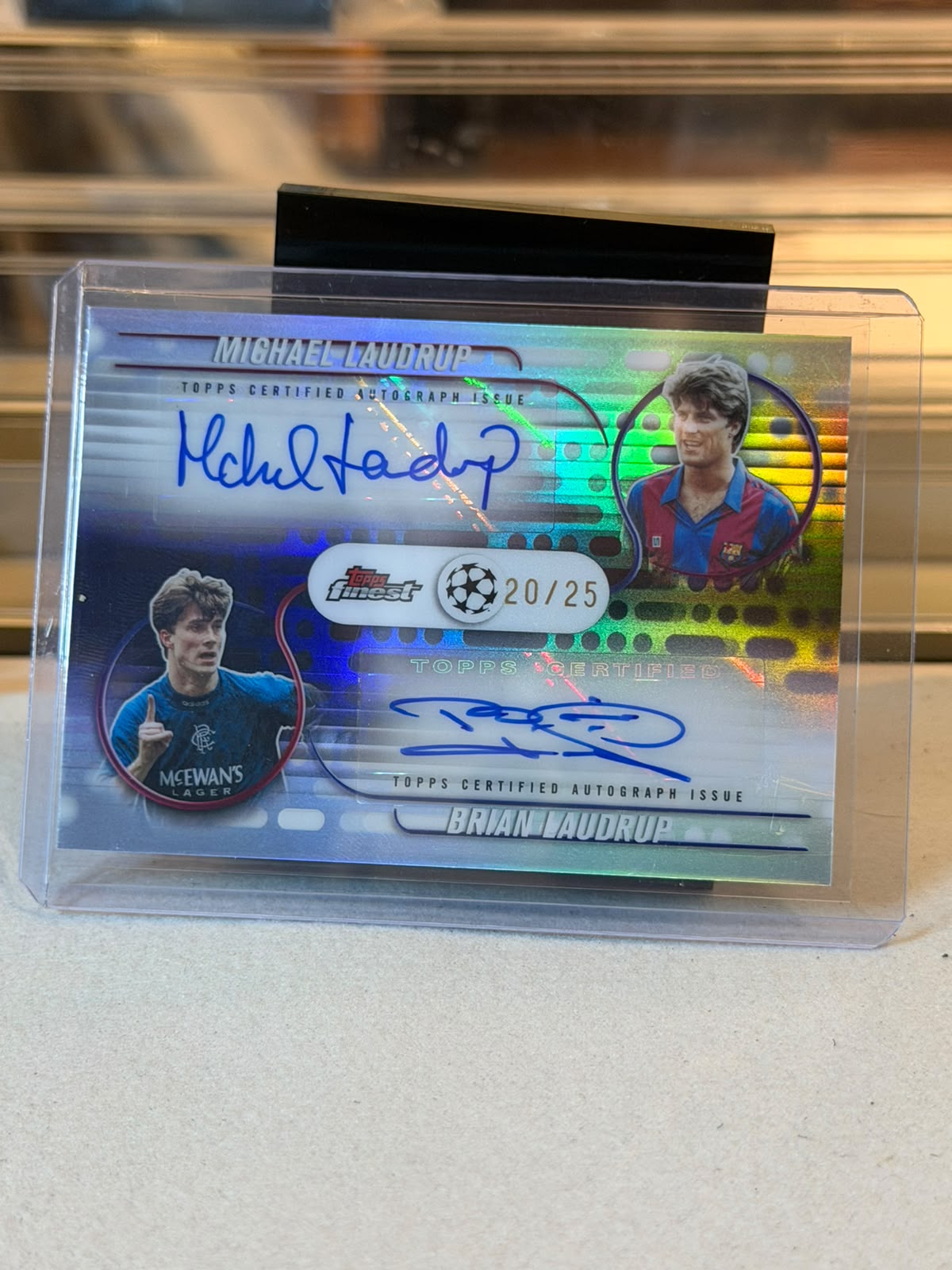 Michael Laudrup and Brian Laudrup dual autograph card front, 2025/26 Topps Finest UEFA Club Competitions Bloodline Autograph Card #BDA-LA, serial 20/25