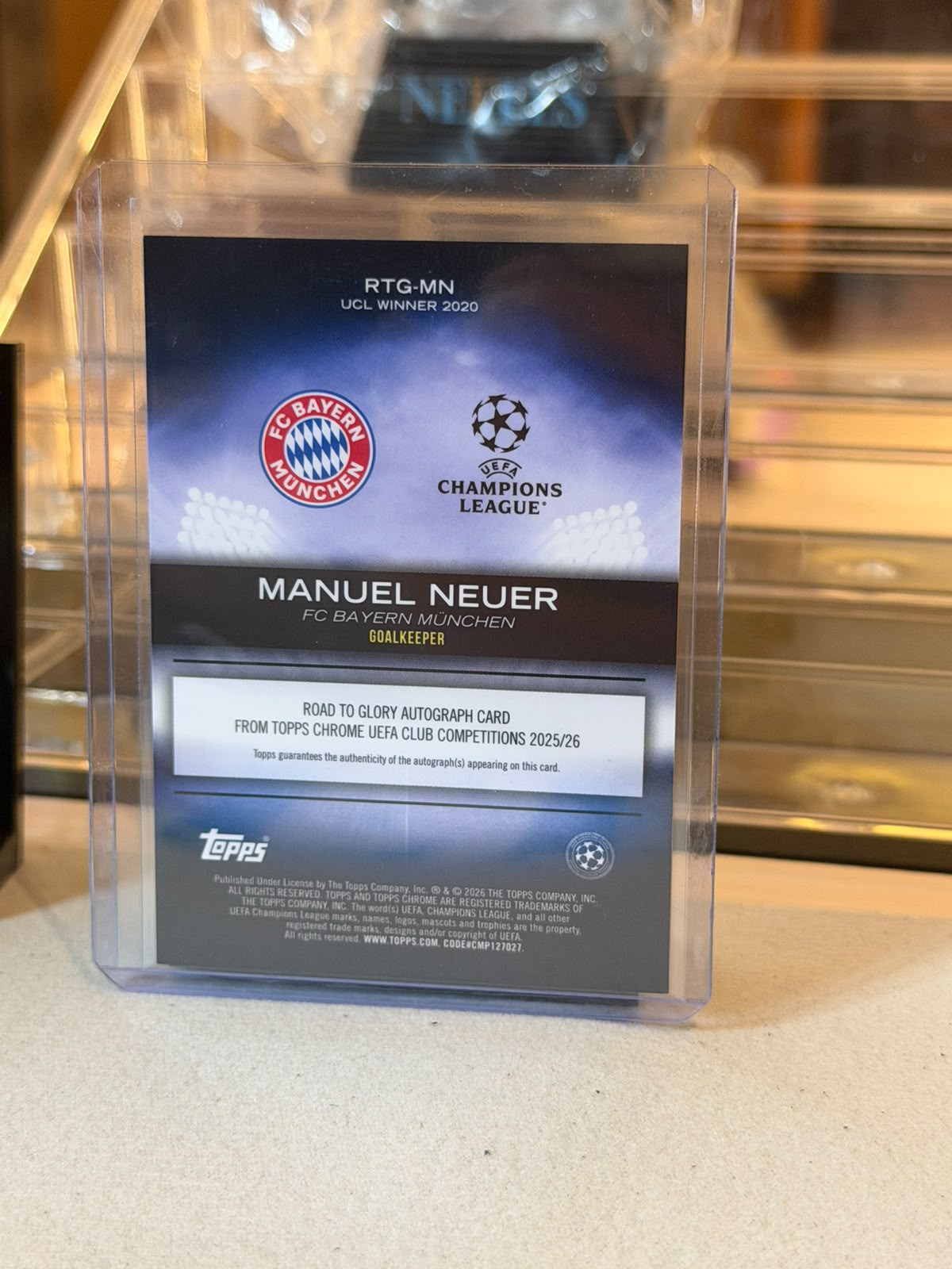 Manuel Neuer - 2026 Topps Chrome UEFA Club Competitions Road to Glory Autograph UCL Winner 2020 RTG-MN 20/75 - Back