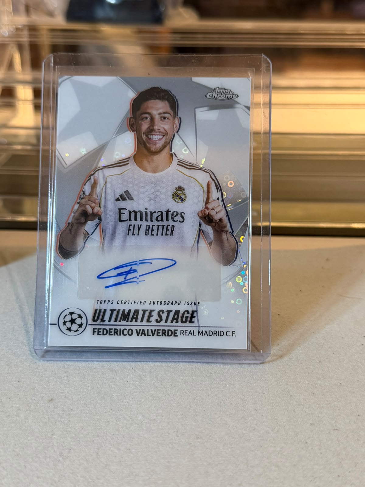 Federico Valverde C0000604 front - Federico Valverde #USA-FV – Real Madrid – Ultimate Stage Chrome Autograph – 2025-26 Topps UEFA Club Competitions
