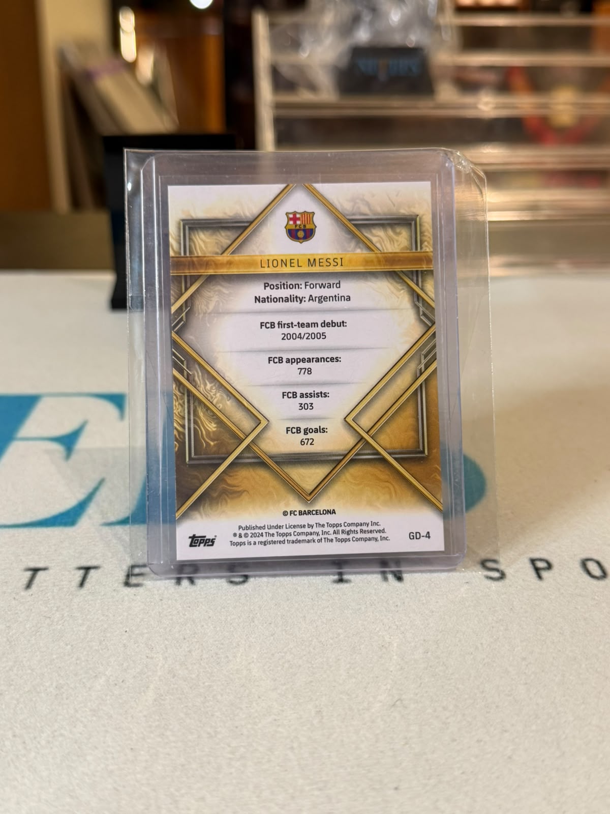 Lionel Messi 17/25 Gold Drip – 2024 Topps Gold Drip – FC Barcelona trading card, back