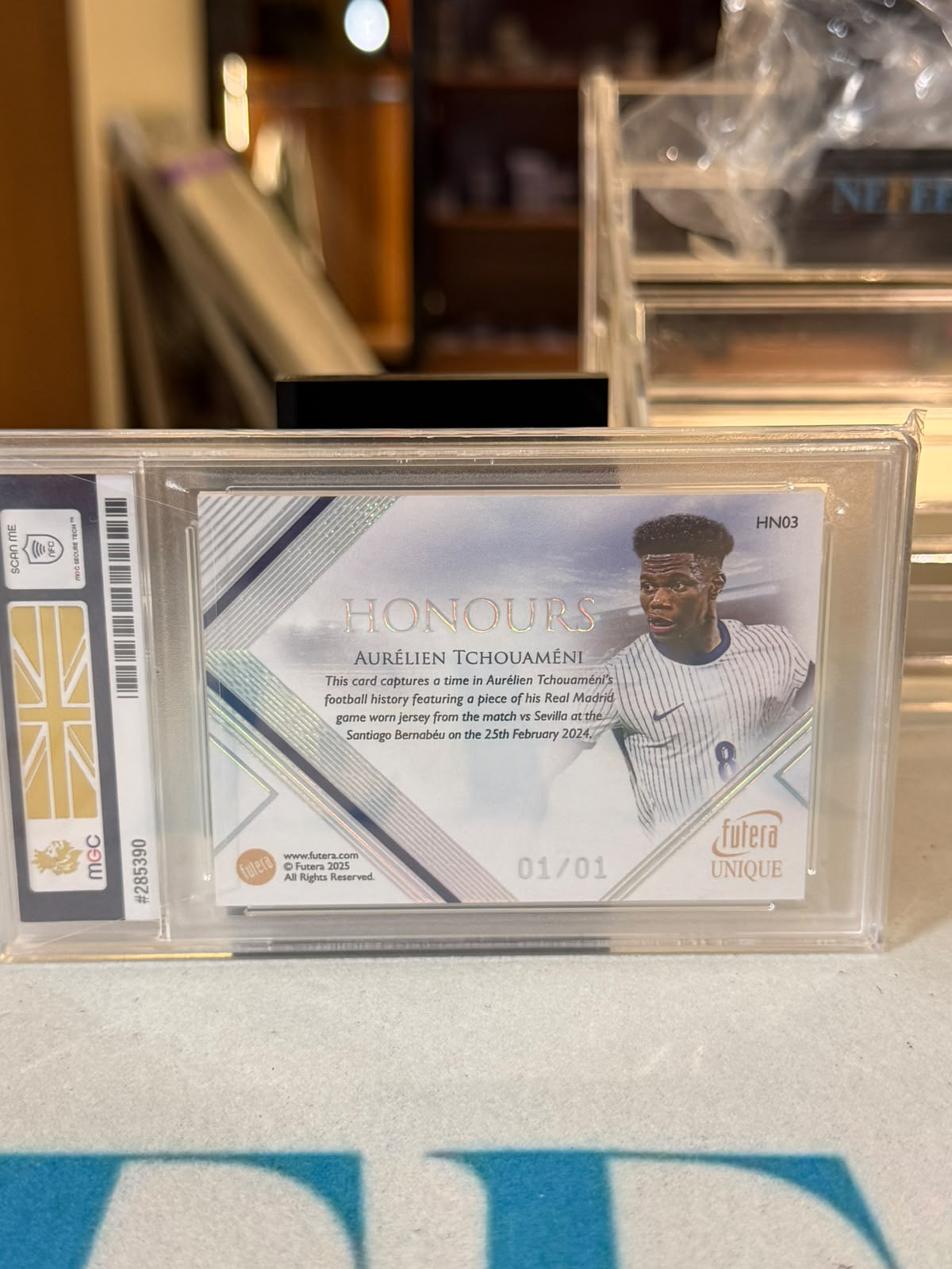 Aurélien Tchouaméni back - 2025 Futera Unique World Football Edition 21 Honours 01/01