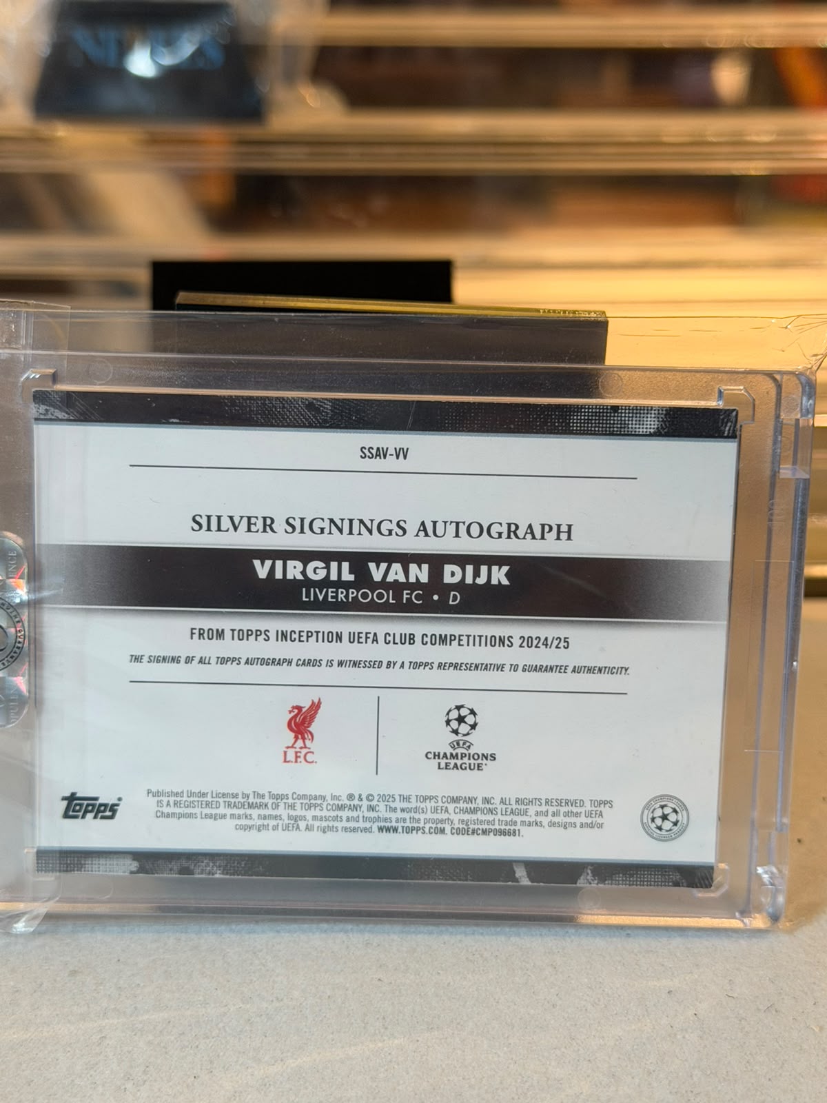Virgil van Dijk Liverpool 2024/25 Topps Inception UCC Silver Signings Autograph SSAV-VV card