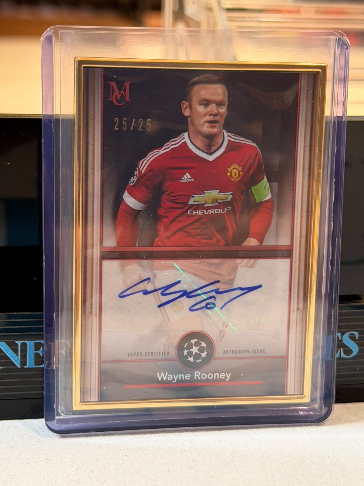 Wayne Rooney 25/25 – Framed Autograph (On-Card) Manchester United trading card, front