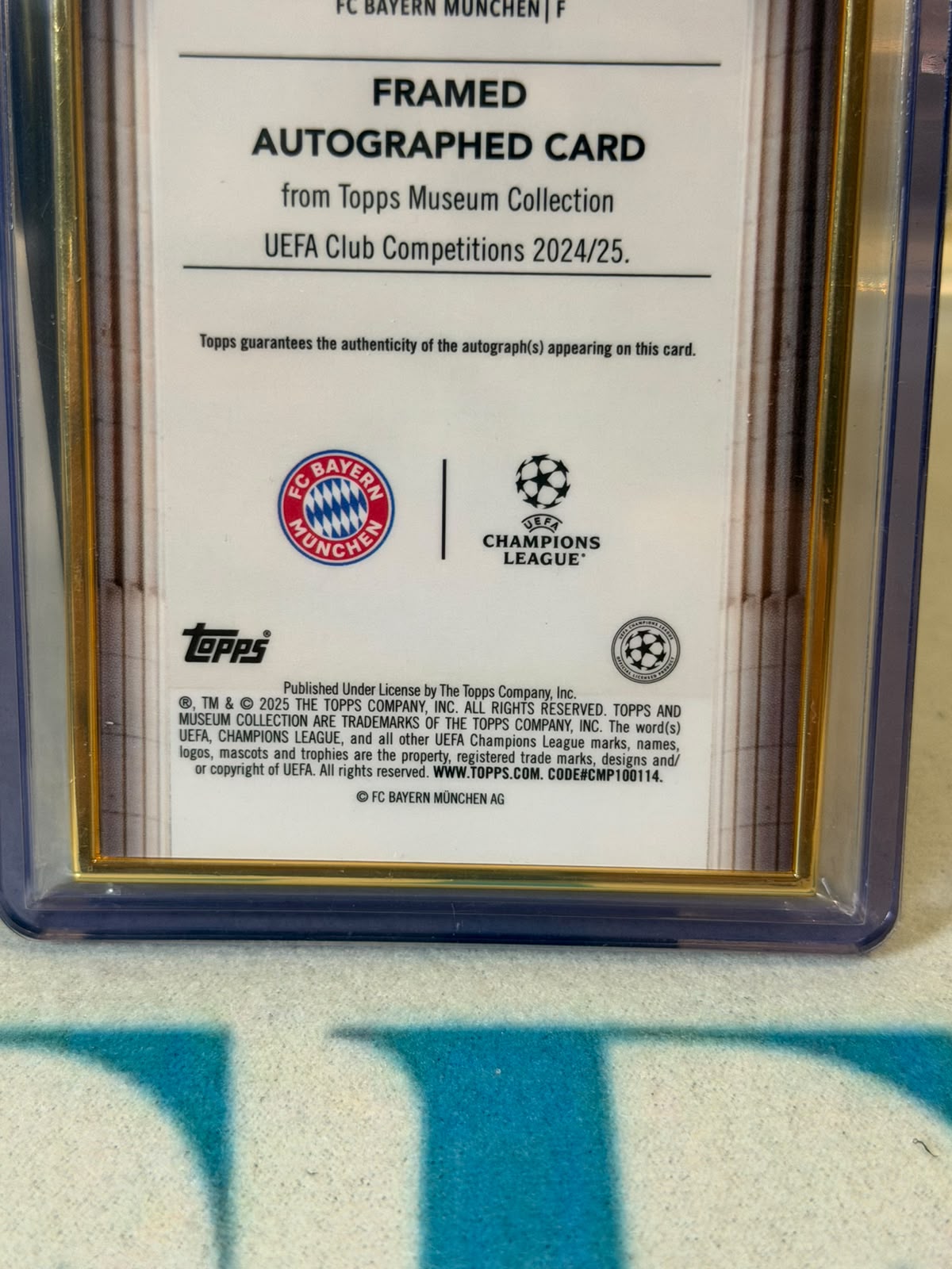 Robert Lewandowski 10/75 Framed Autographed Card – Topps Museum Collection UEFA Club Competitions 2024/25 – FC Barcelona trad