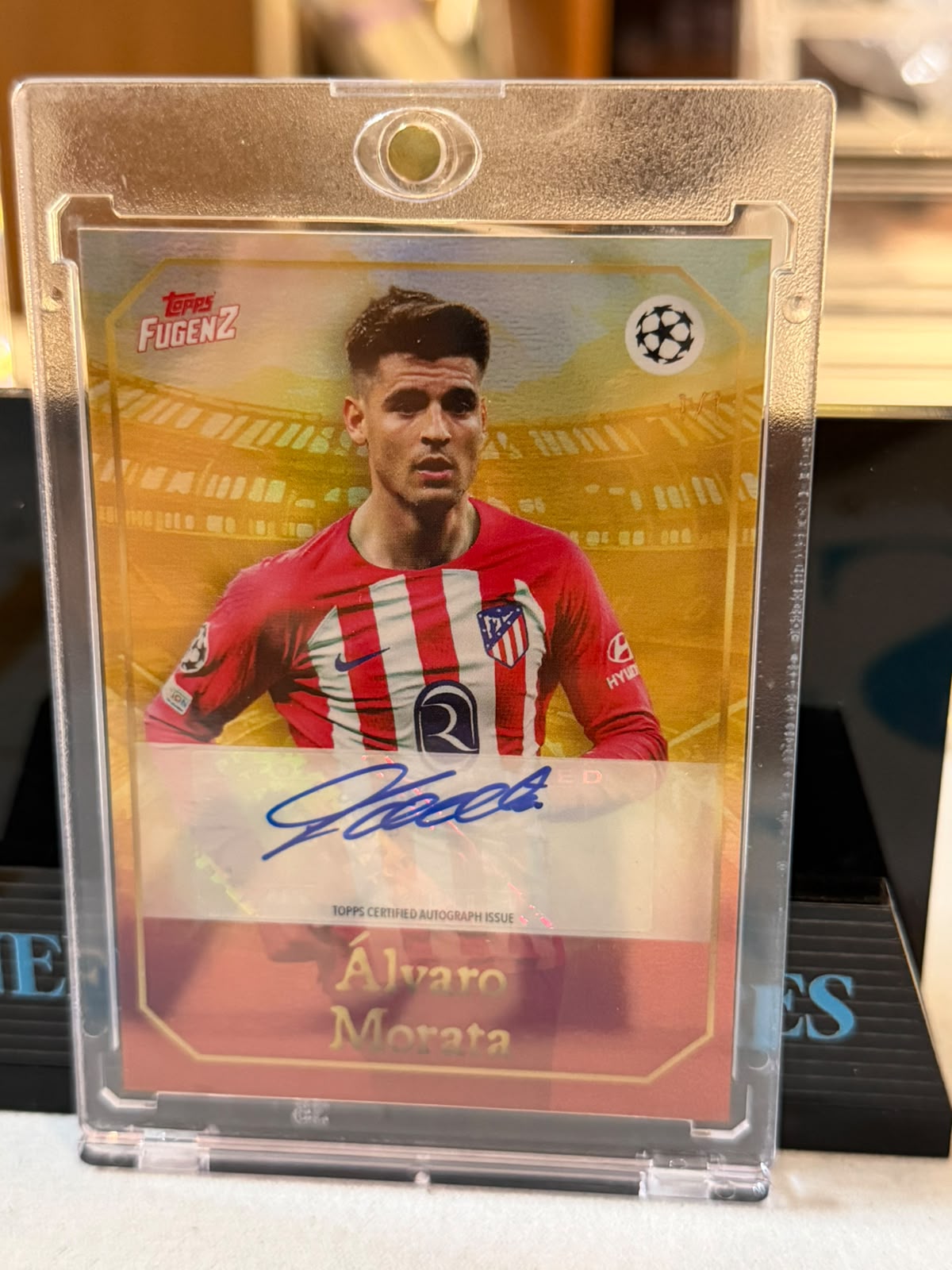 Álvaro Morata Gold 1/1 Autograph – 2023-24 Topps FugenZ UEFA Club Competitions – Atlético Madrid trading card, front
