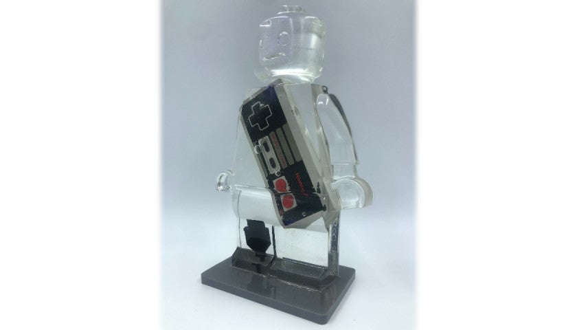 "Alter Ego Nintendo 368" - Sculpture by Alessandro Piano, front view