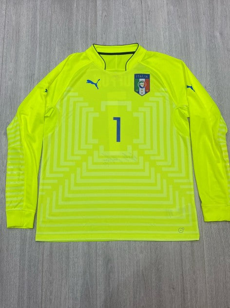Gianluigi Buffon Signed Italy Shirt 2015, size tag detail