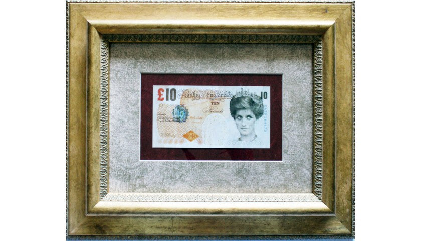 "Di-Faced Tenner" by Banksy, close-up detail of the printed note