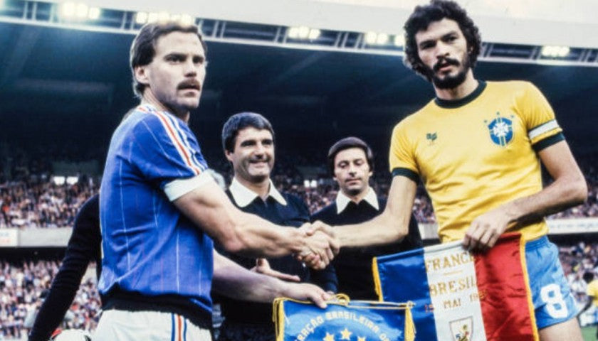 Woven number 8 detail on Sócrates' Brazil shirt